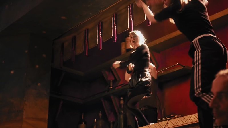 Taylor Swift — Behind The Scenes (Screen Captures) — photo 30