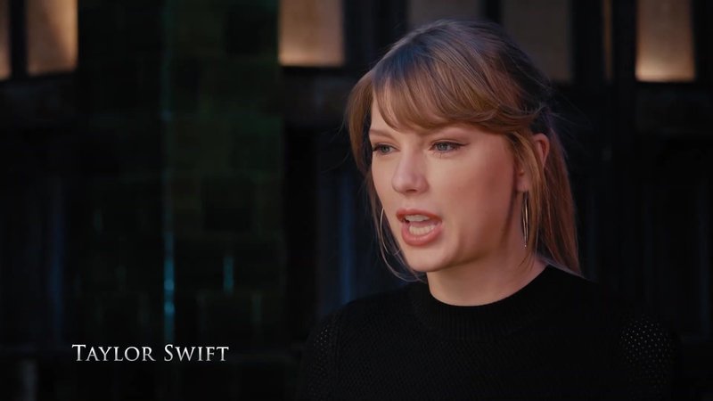 Taylor Swift — Cats - A Look Inside (Screen Captures) — photo 7