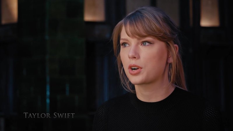 Taylor Swift — Cats - A Look Inside (Screen Captures) — photo 11