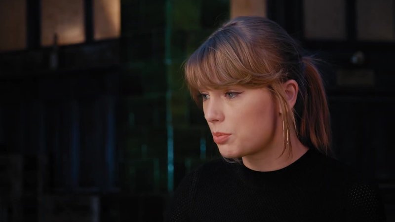 Taylor Swift — Cats - A Look Inside (Screen Captures) — photo 14