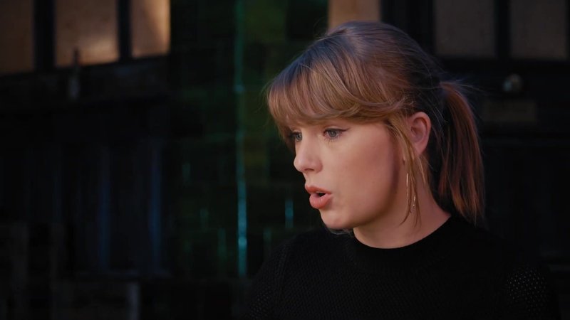 Taylor Swift — Cats - A Look Inside (Screen Captures) — photo 15