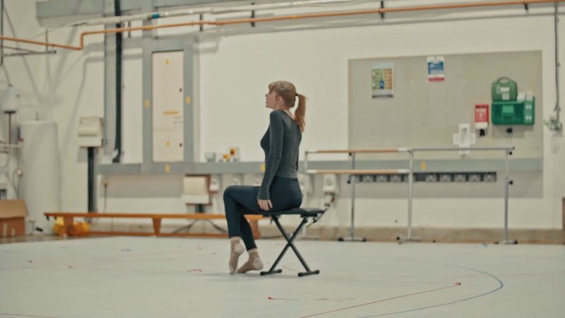 Taylor Swift — Cats - A Look Inside (Screen Captures) — photo 19