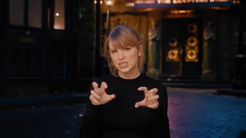 Taylor Swift — Cats - A Look Inside (Screen Captures) — photo 40