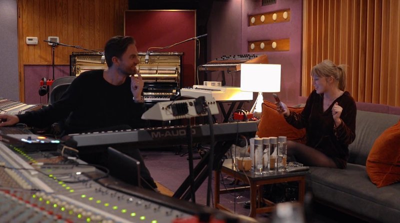 Taylor Swift — Screen Captures — photo 60