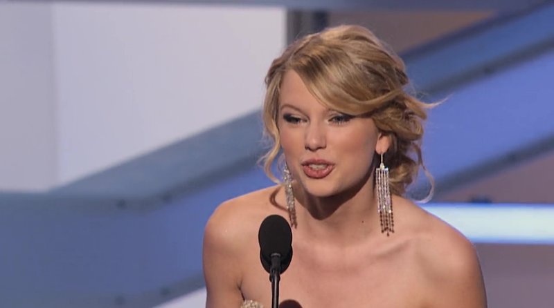 Taylor Swift — Screen Captures — photo 91