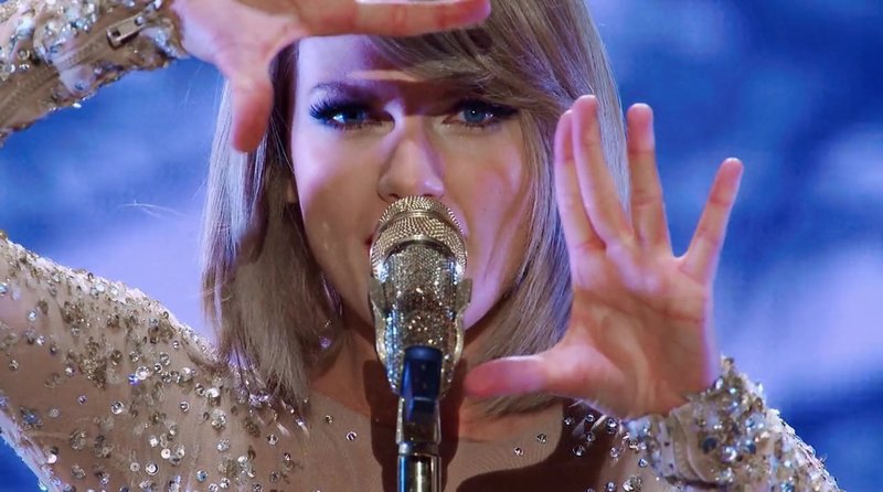 Taylor Swift — Screen Captures — photo 109