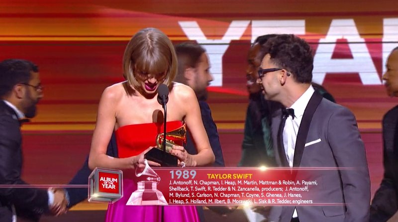 Taylor Swift — Screen Captures — photo 112