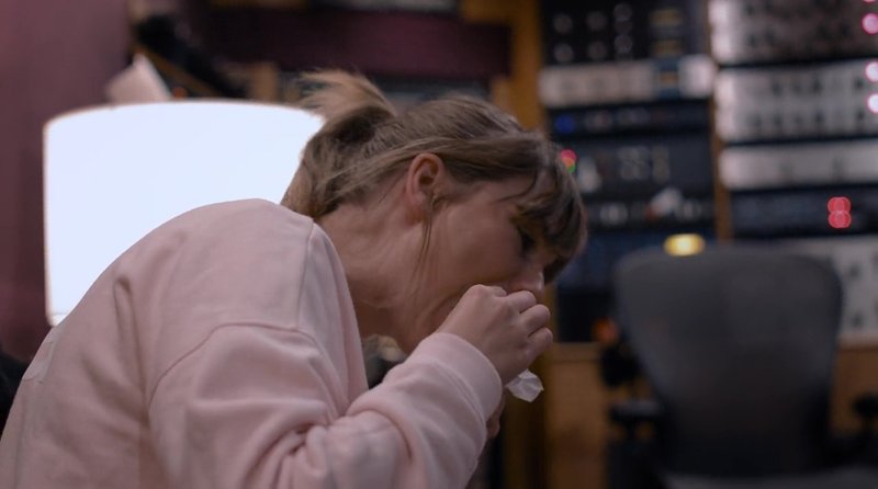 Taylor Swift — Screen Captures — photo 120