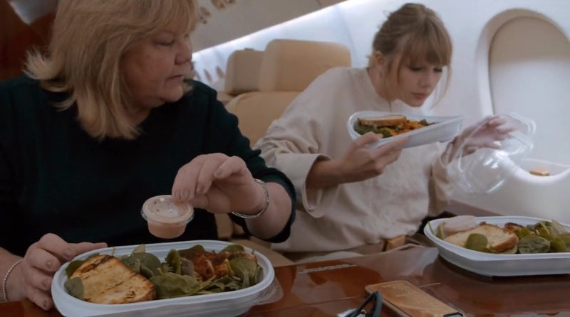 Taylor Swift — Screen Captures — photo 129