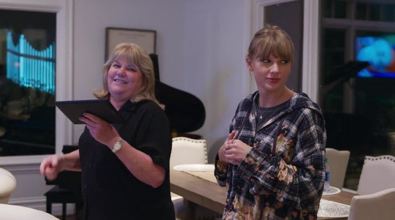 Taylor Swift — Screen Captures — photo 145