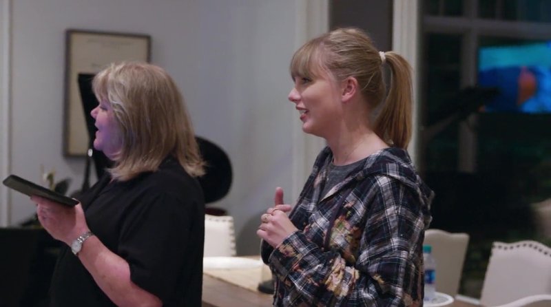Taylor Swift — Screen Captures — photo 146
