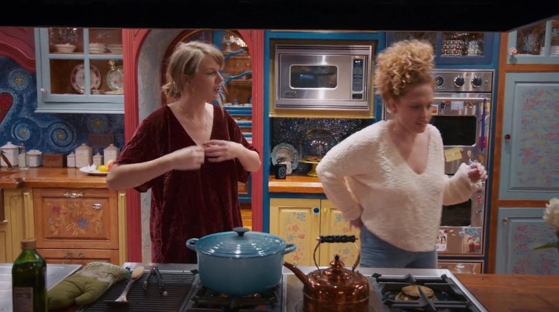 Taylor Swift — Screen Captures — photo 150