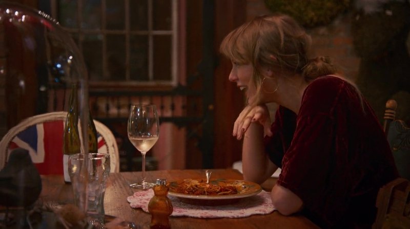 Taylor Swift — Screen Captures — photo 163