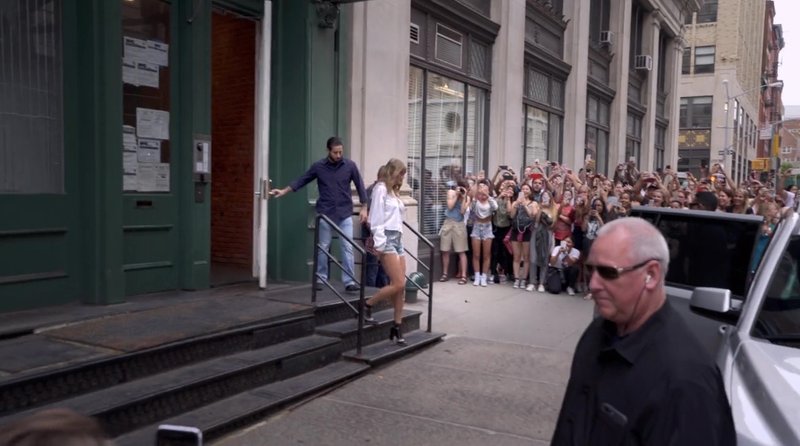 Taylor Swift — Screen Captures — photo 174