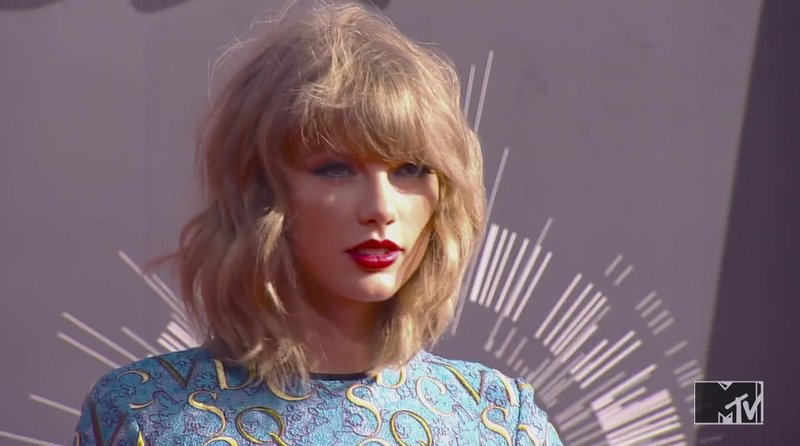 Taylor Swift — Screen Captures — photo 203