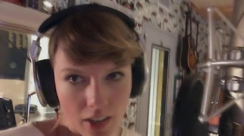 Taylor Swift — Screen Captures — photo 230