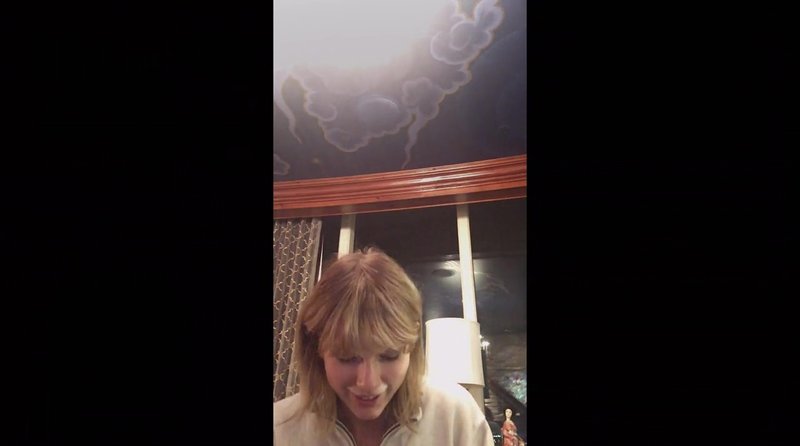 Taylor Swift — Screen Captures — photo 233