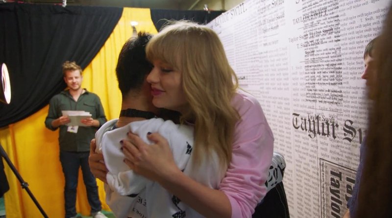 Taylor Swift — Screen Captures — photo 292