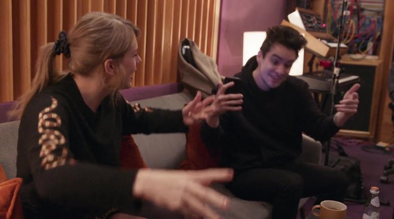 Taylor Swift — Screen Captures — photo 310