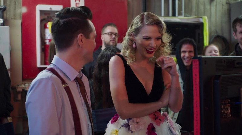 Taylor Swift — Screen Captures — photo 333