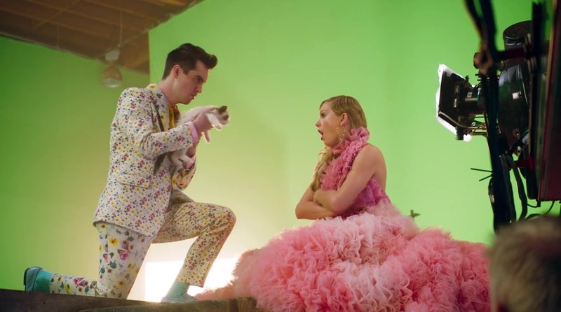 Taylor Swift — Screen Captures — photo 342