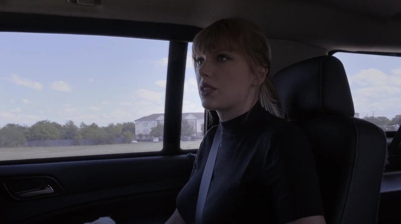 Taylor Swift — Screen Captures — photo 365