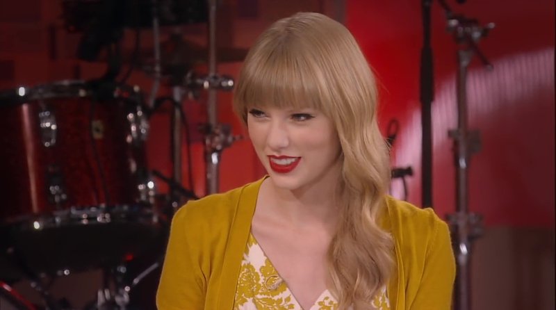 Taylor Swift — Screen Captures — photo 373