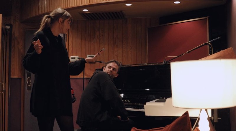 Taylor Swift — Screen Captures — photo 384