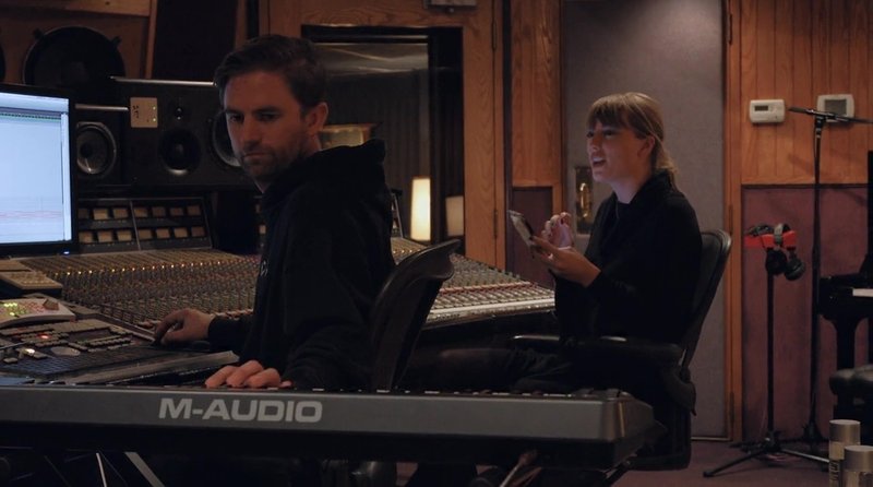 Taylor Swift — Screen Captures — photo 408