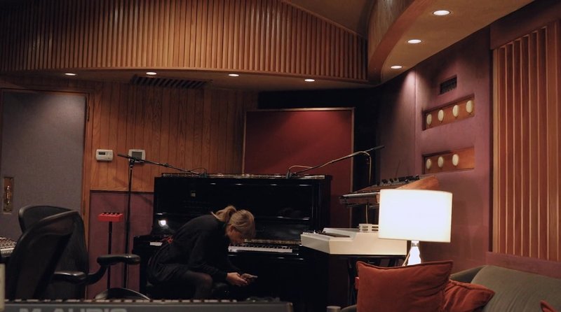 Taylor Swift — Screen Captures — photo 416