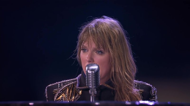 Taylor Swift — Screen Captures — photo 427