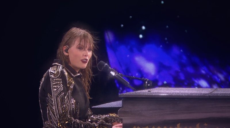 Taylor Swift — Screen Captures — photo 435