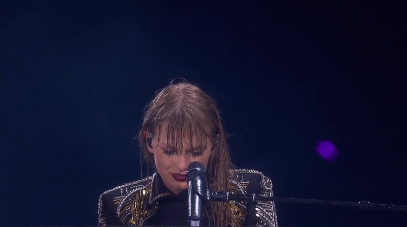 Taylor Swift — Screen Captures — photo 443