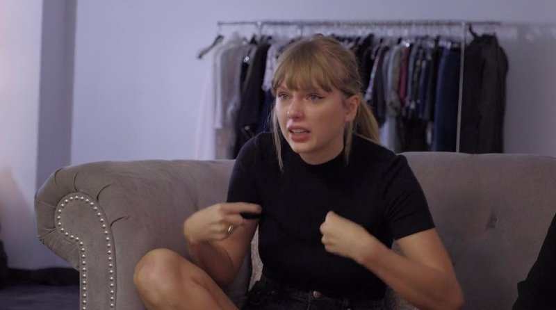 Taylor Swift — Screen Captures — photo 477