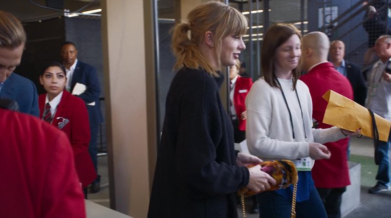 Taylor Swift — Screen Captures — photo 505