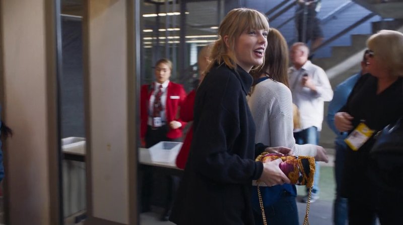 Taylor Swift — Screen Captures — photo 506