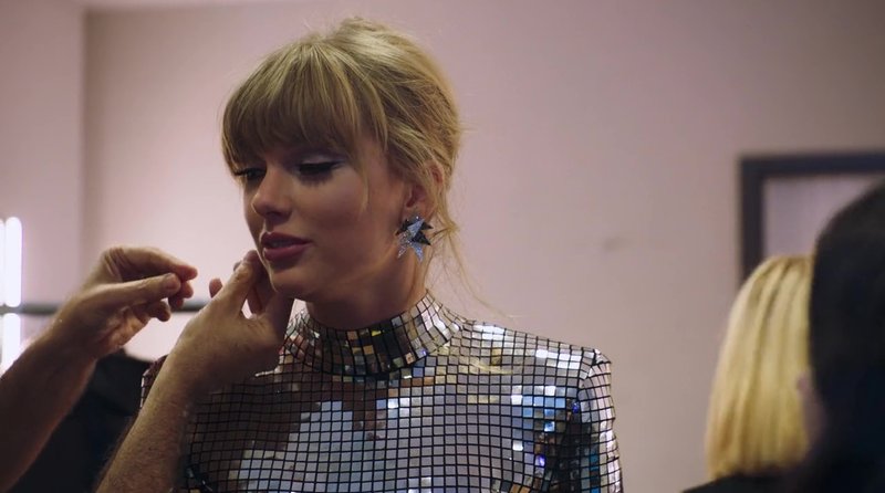Taylor Swift — Screen Captures — photo 560