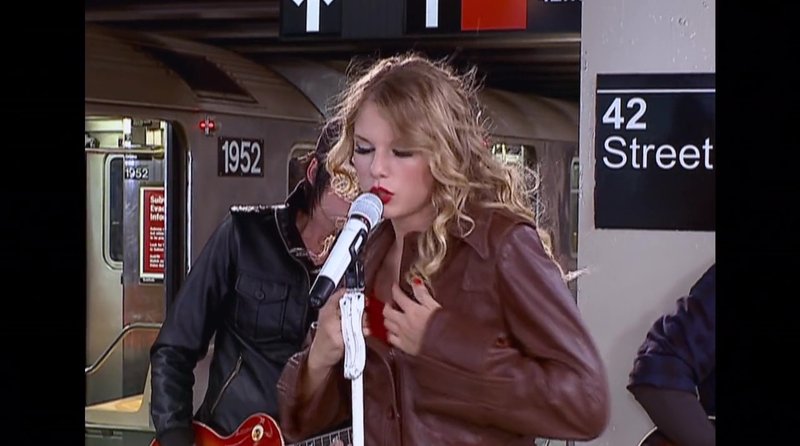 Taylor Swift — Screen Captures — photo 592