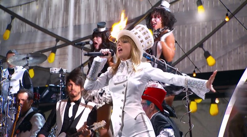 Taylor Swift — Screen Captures — photo 595