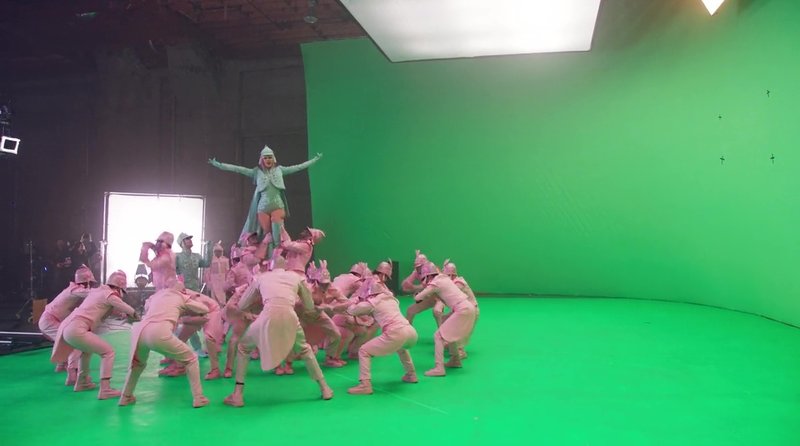 Taylor Swift — Screen Captures — photo 605
