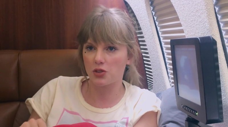 Taylor Swift — Screen Captures — photo 611