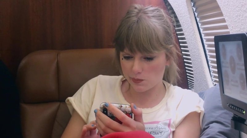 Taylor Swift — Screen Captures — photo 613
