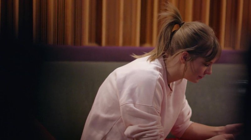Taylor Swift — Screen Captures — photo 617