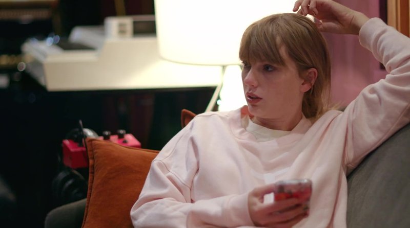 Taylor Swift — Screen Captures — photo 630