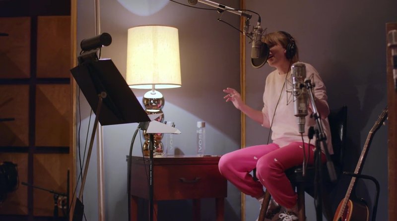 Taylor Swift — Screen Captures — photo 646