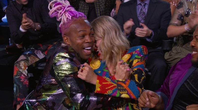 Taylor Swift — Screen Captures — photo 673