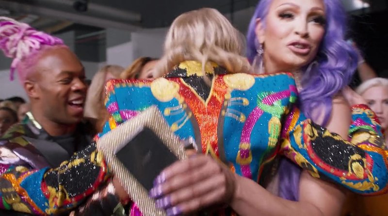 Taylor Swift — Screen Captures — photo 683