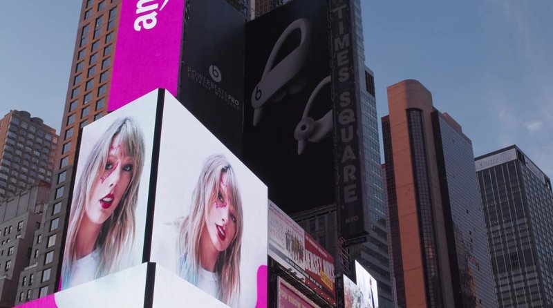 Taylor Swift — Screen Captures — photo 692