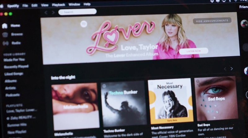 Taylor Swift — Screen Captures — photo 696