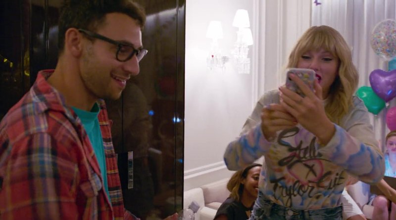 Taylor Swift — Screen Captures — photo 699